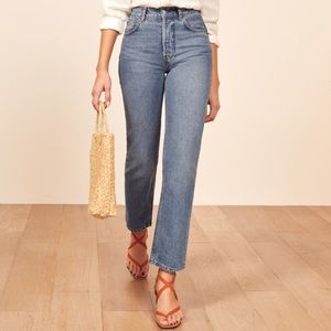 Cynthia High Relaxed w/ Buttonfly